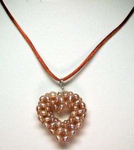 C0091 - Pearls of Love - 16" C0091 - Pearls of Love - 16"
