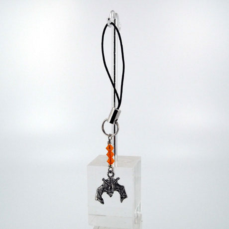 ZPSW069 - Hanging Bat - zipper pull 2" ZPSW069 - Hanging Bat - zipper pull 2"