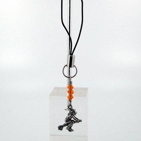 ZPSW075 - Witch Riding on Broom - zipper pull 2" ZPSW075 - Witch Riding on Broom - zipper pull 2"