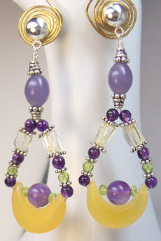 E0218 Moonlit Violets - 3 8-mm Half ball post E0218 Moonlit Violets - 3 8-mm Half ball post